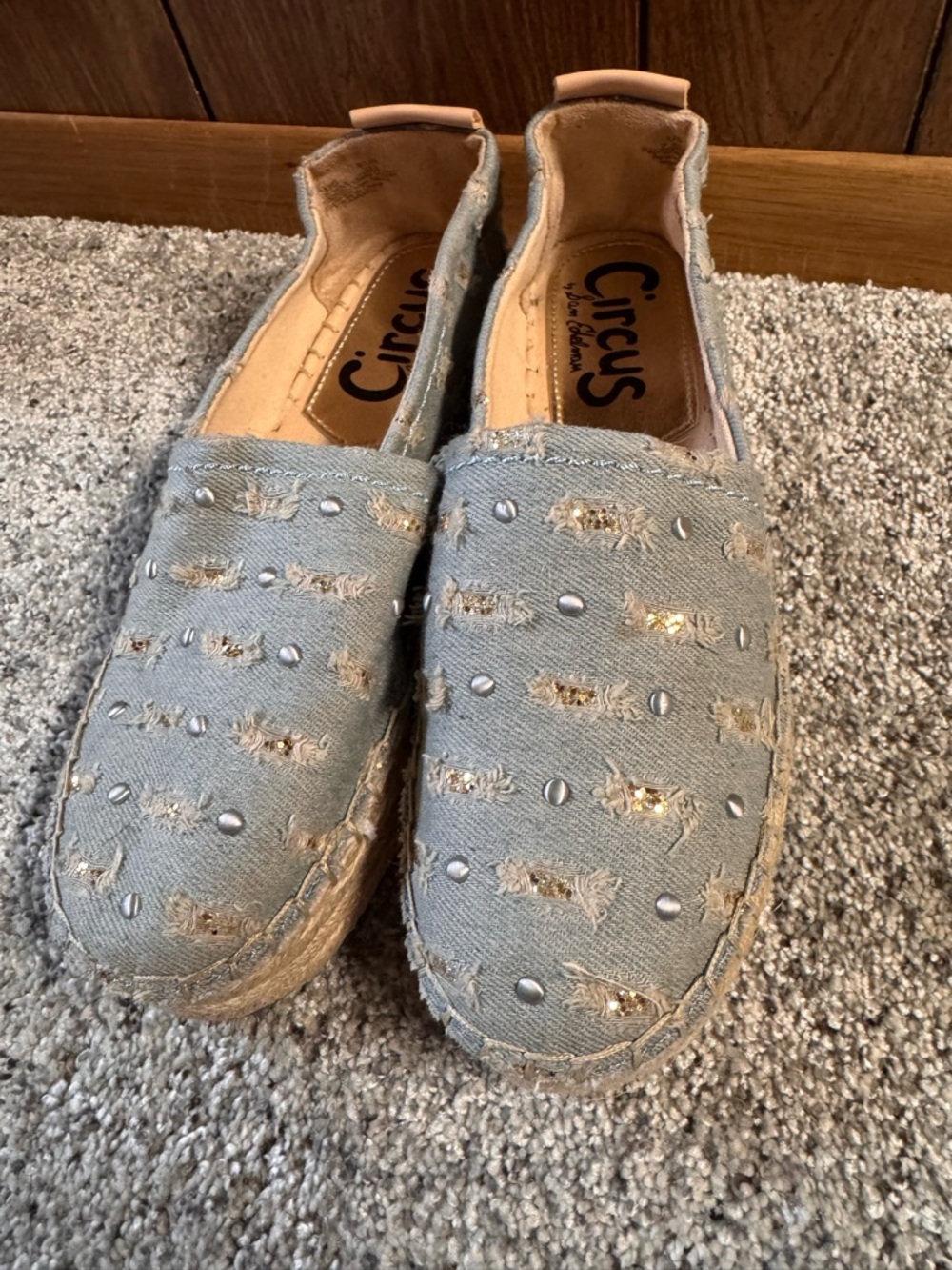 Circus by Sam Edelman Women’s Blue Denim Studded Espadrille Slip-On Flats 7.5
